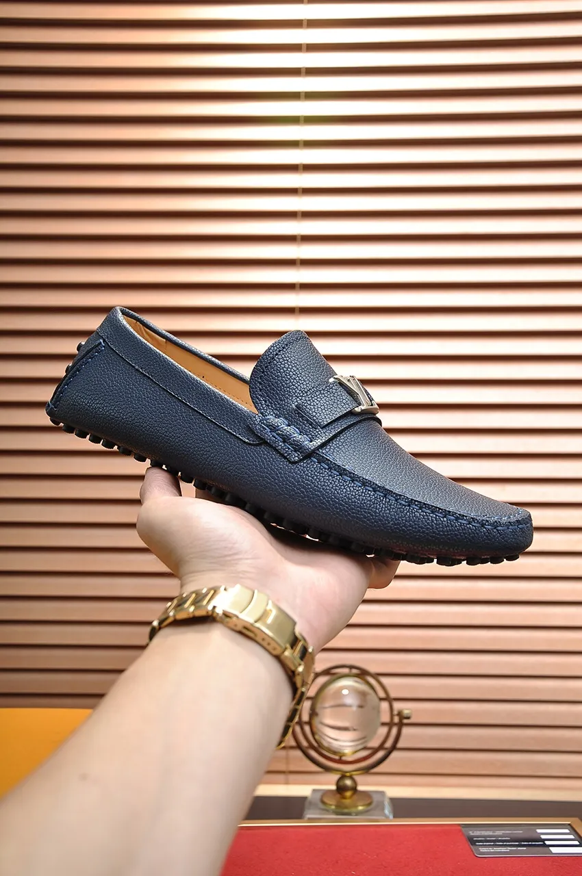 Men's men's shoes 💰420💶 [LV Doudou shoes] (water-dyed cowhide lining) new model is on the market, available on the official website. The new Doudou shoes are processed into single-color materials, and the uppers are made of imported horsehide leather. The body of the shoe is fully hemmed with mark thread, and is lined with imported original cowhide leather. The elegant shoe shape is super suitable for all-matching, and the size is 38-44.